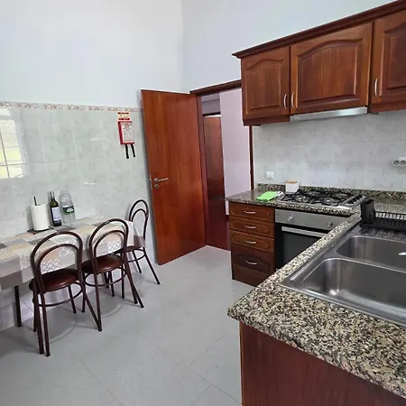 The View Lägenhet Santa Cruz (Madeira)